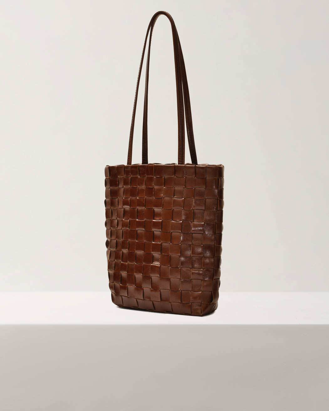 Shaker Bag — Walnut — Narrow Weave