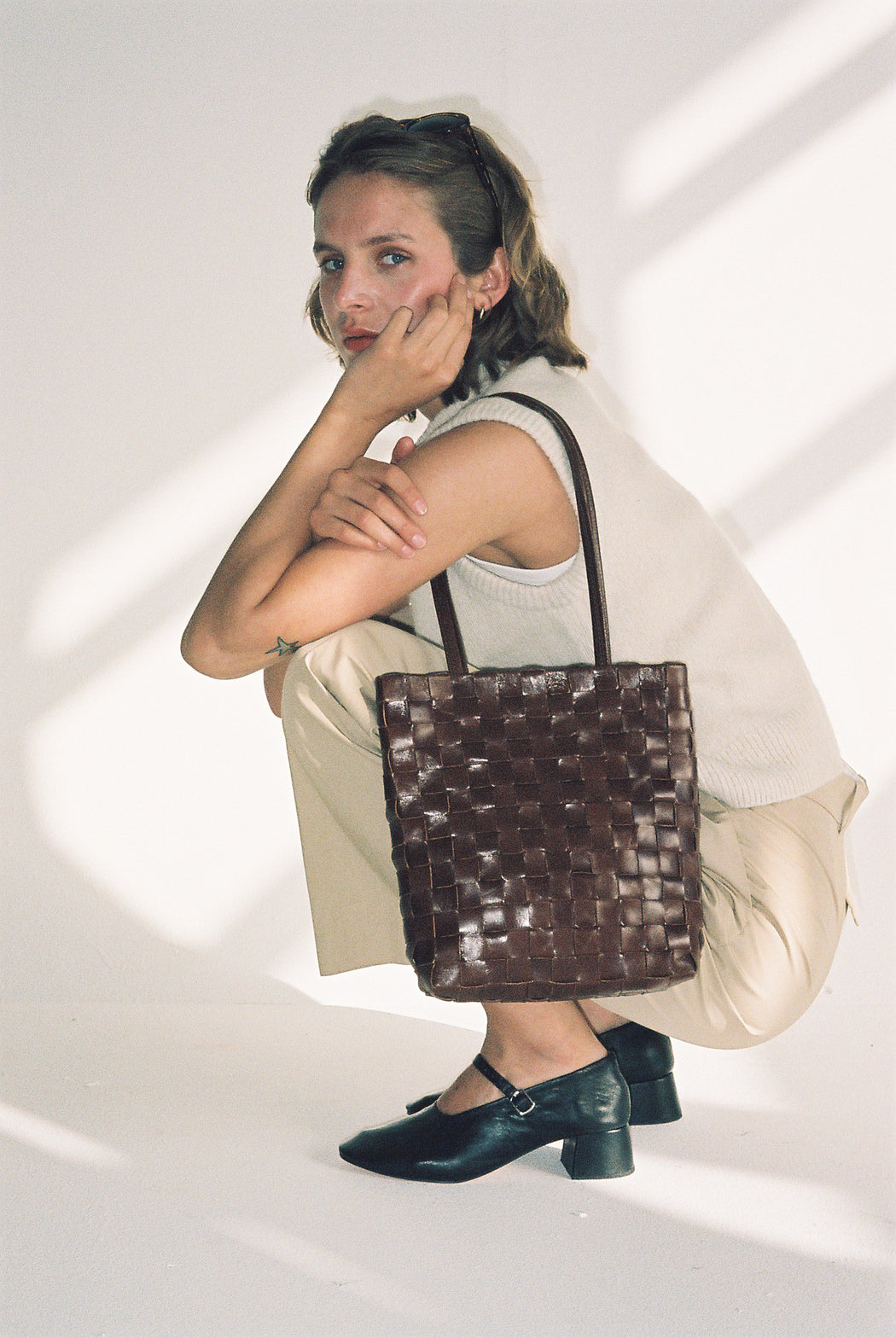 Shaker Bag — Walnut — Narrow Weave