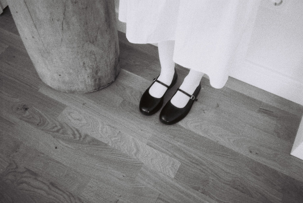 MARY ANNE FLATS — BLACK