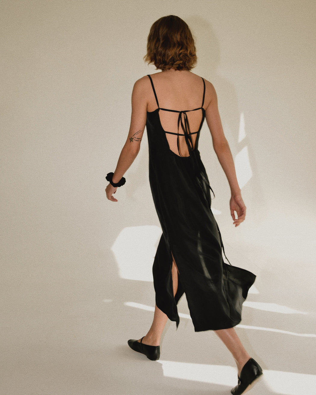IVY DRESS — BLACK