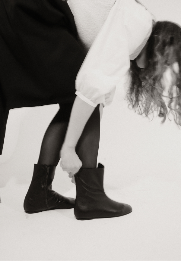 BOOTS 002 - BLACK