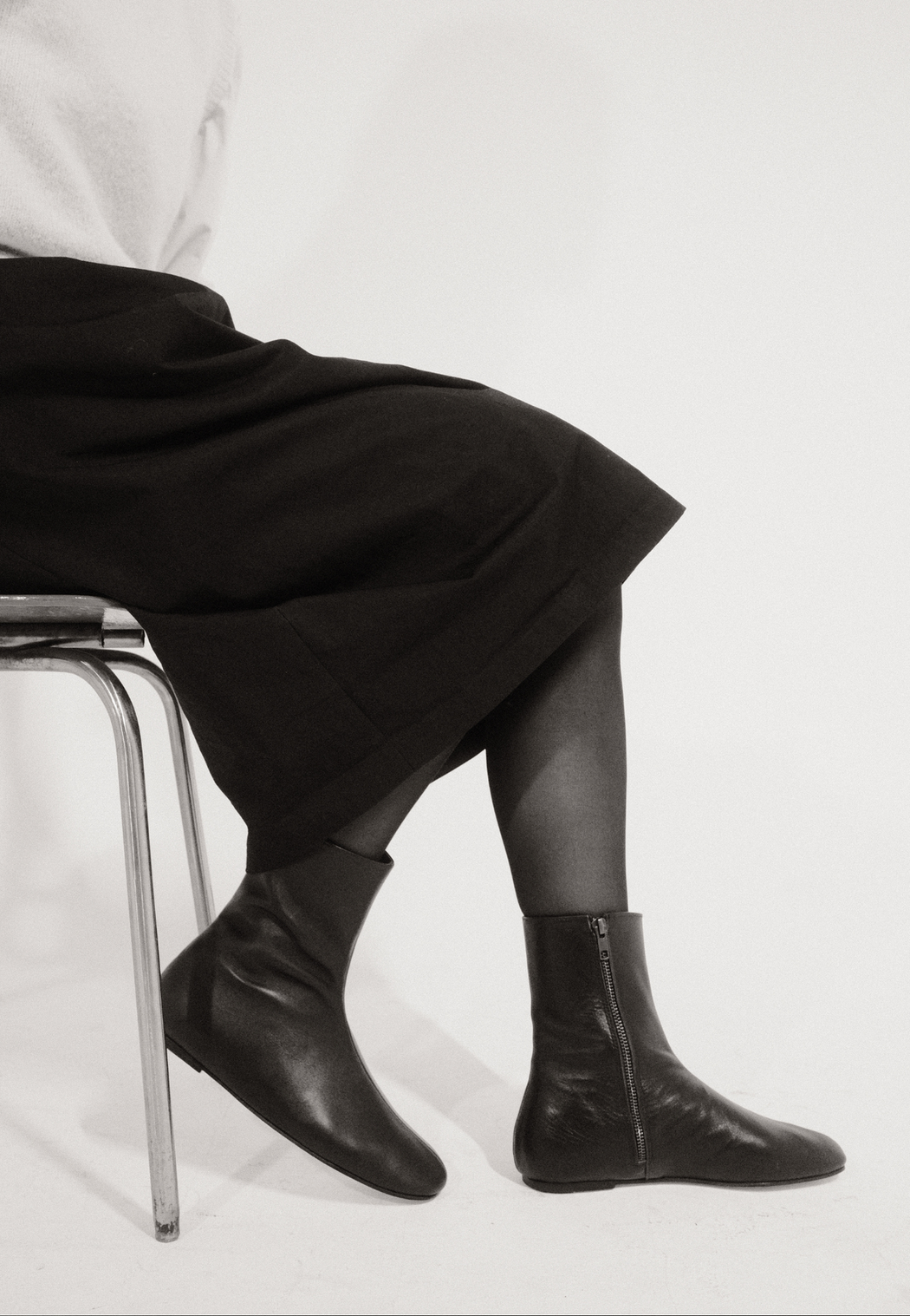 BOOTS 002 - BLACK
