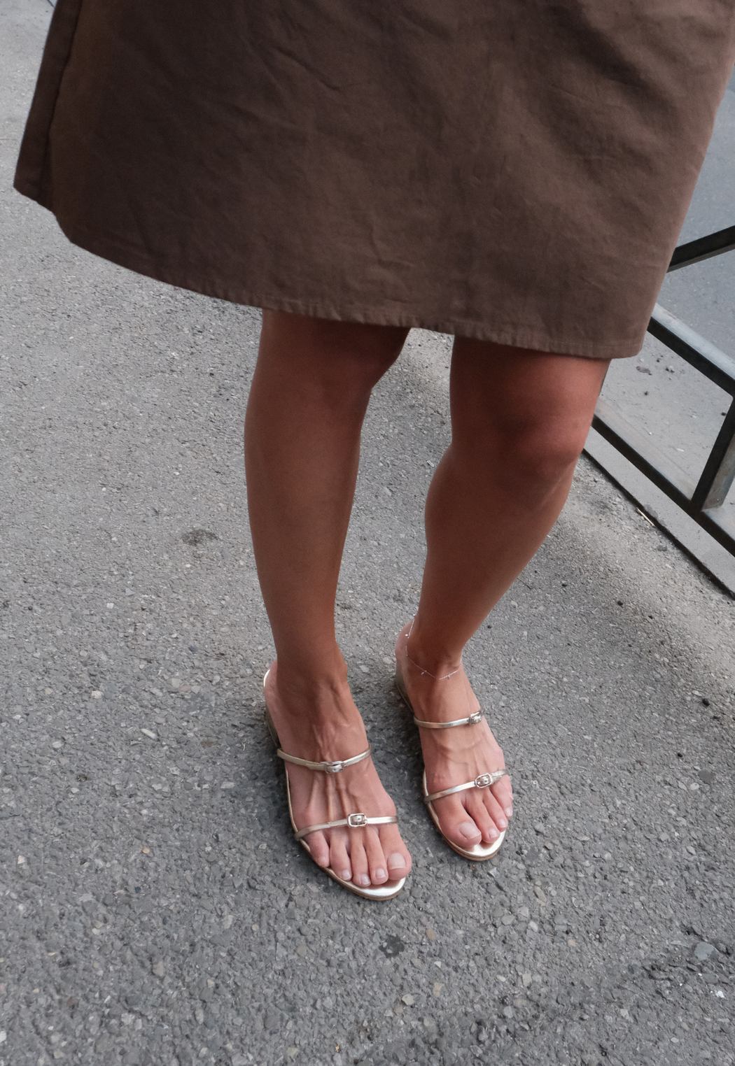 MINI BUCKLE HEELED SANDALS | GOLD