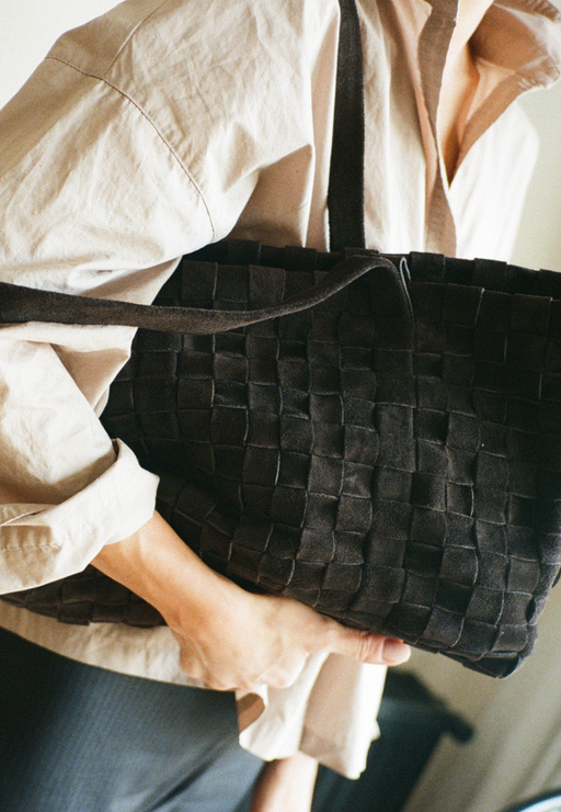 SHAKER BASKET BAG | BROWN SUEDE